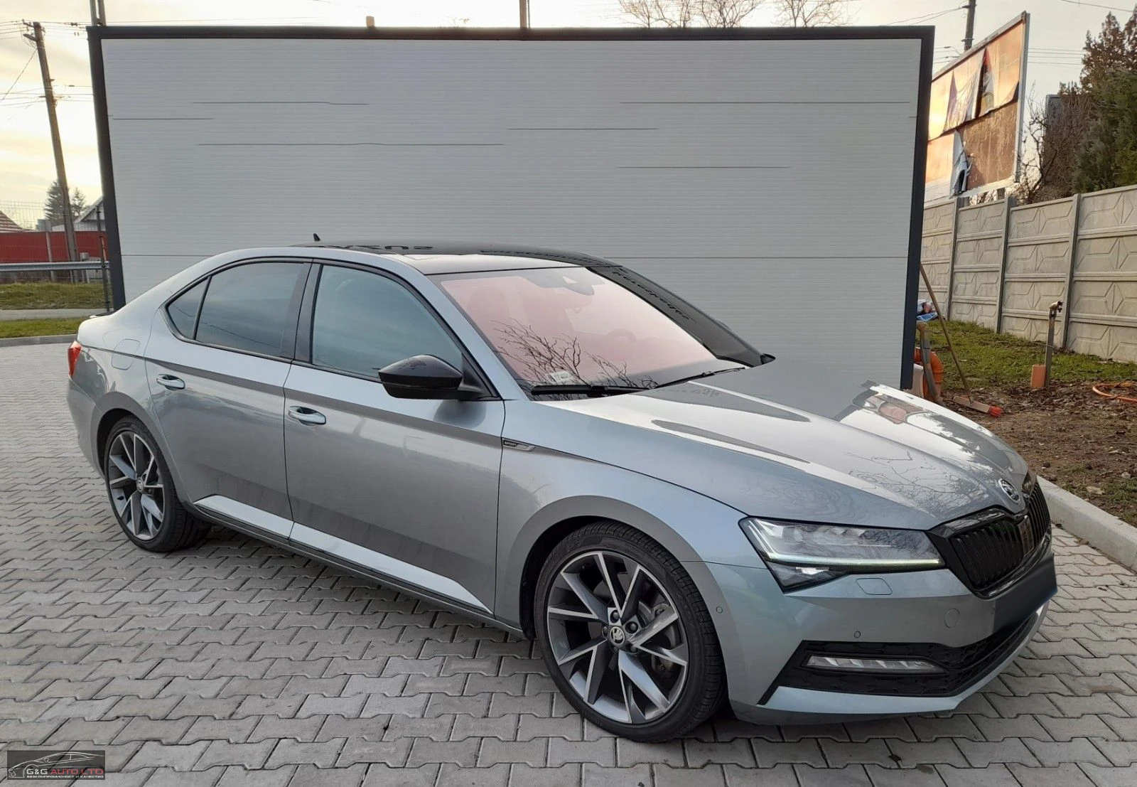 Skoda Superb SPORTLINE/280HP/4X4/KEYLESS/PANO/NAVI/CAM/LED/429b - изображение 4