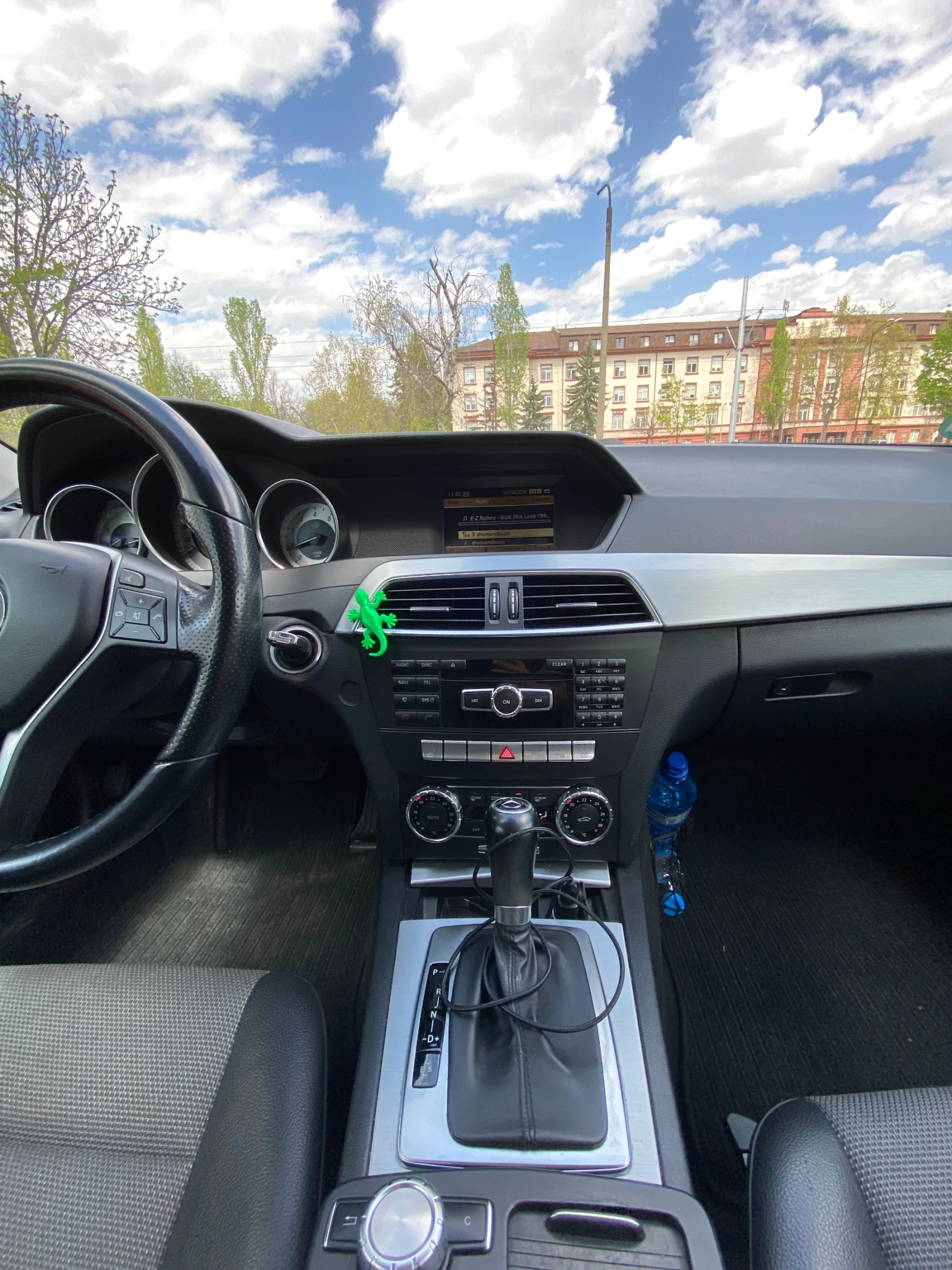 Mercedes-Benz C 200 1.8T - изображение 10