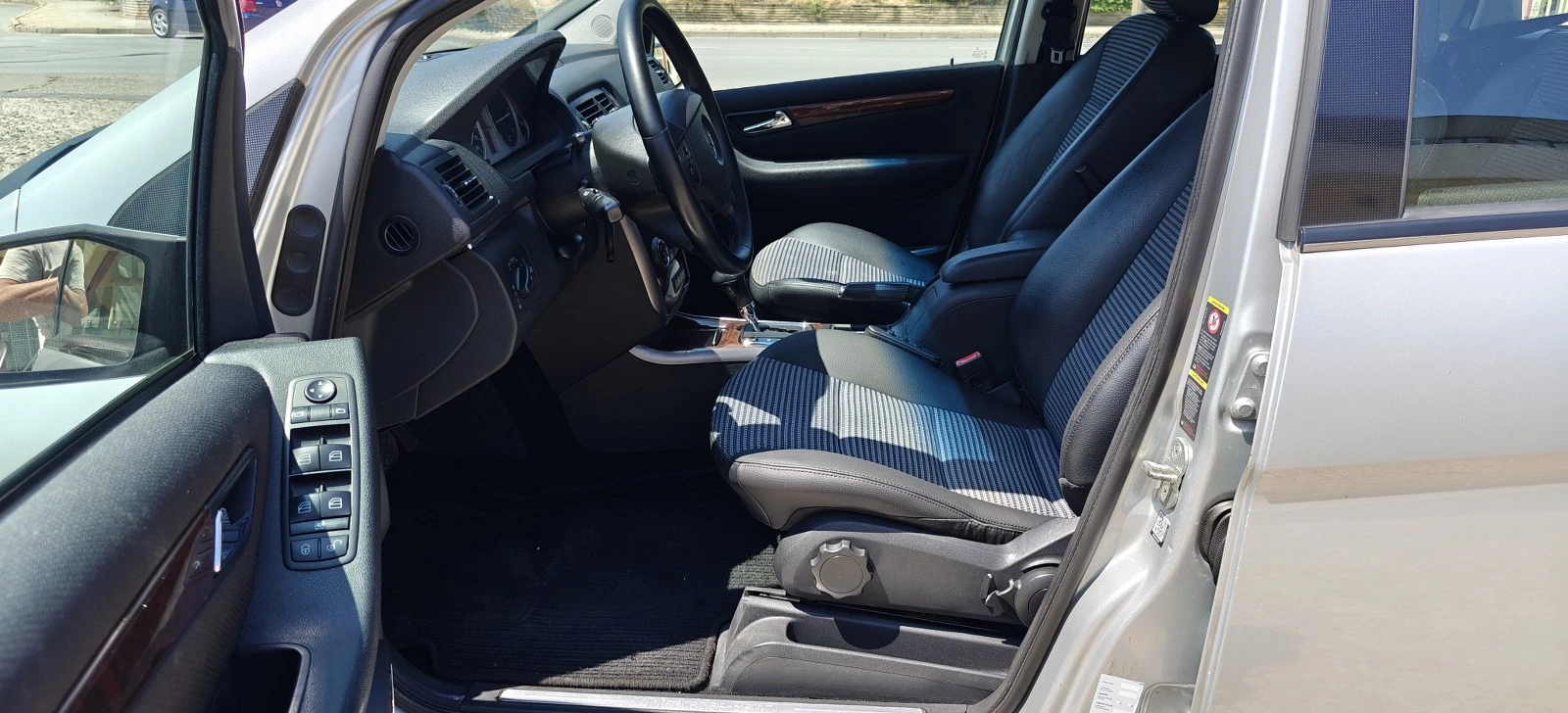Mercedes-Benz B 200 2.0D-Автом.Вс.Екстри - изображение 10