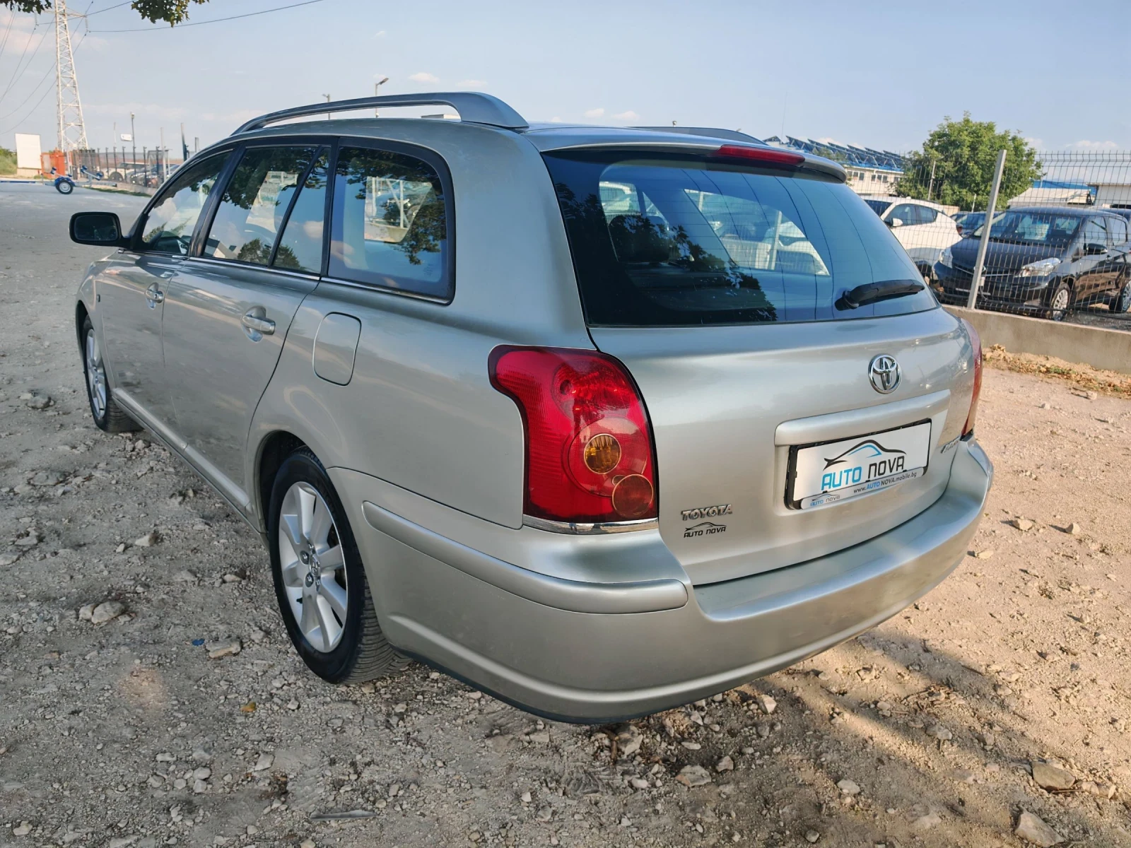 Toyota Avensis 1.8 129 К.С. БЕНЗИН!КОЖА! - изображение 5