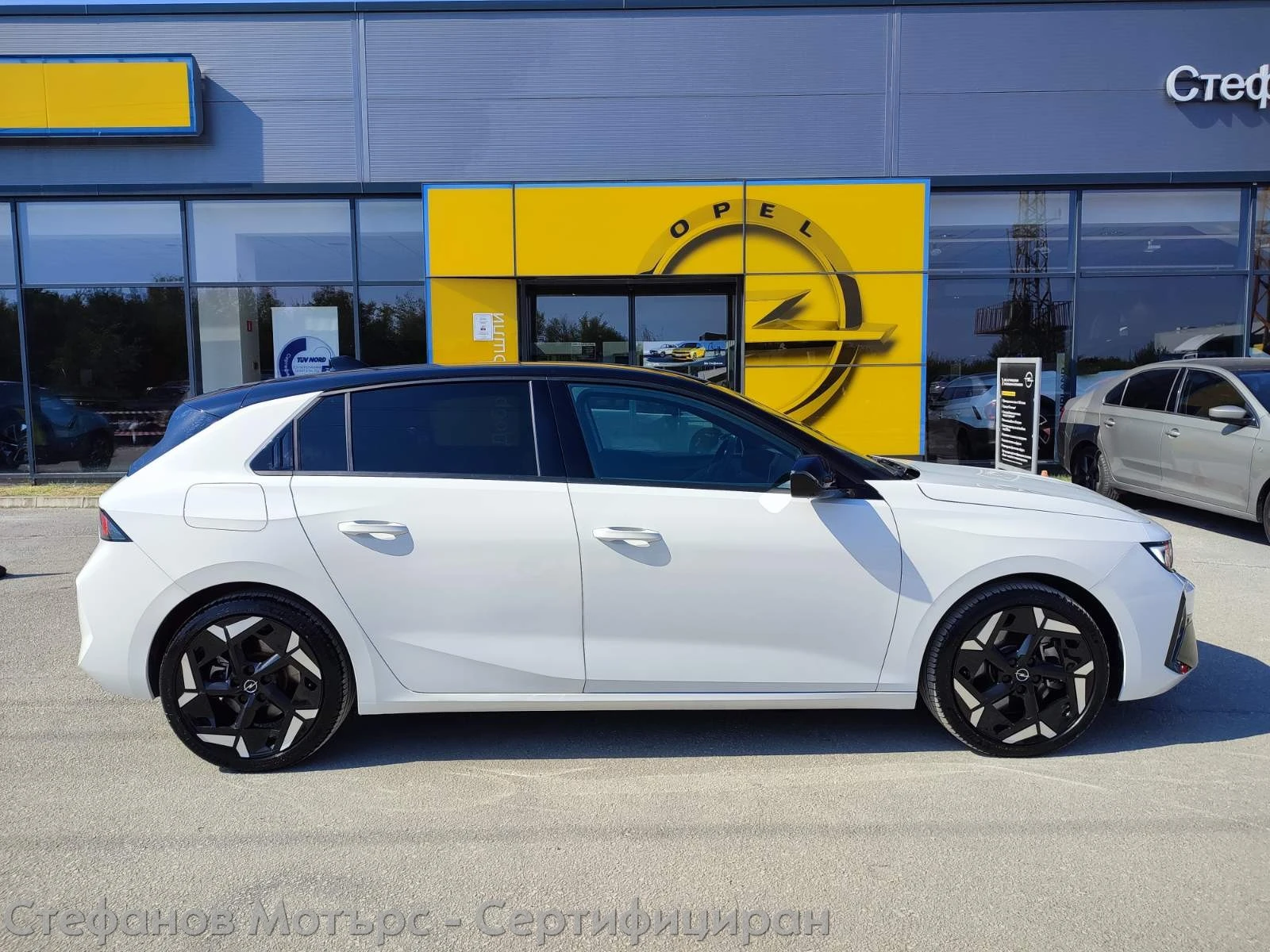 Opel Astra Astra L GSe PHEV (165kW/225 к.с.) AT8 MY23 - изображение 5