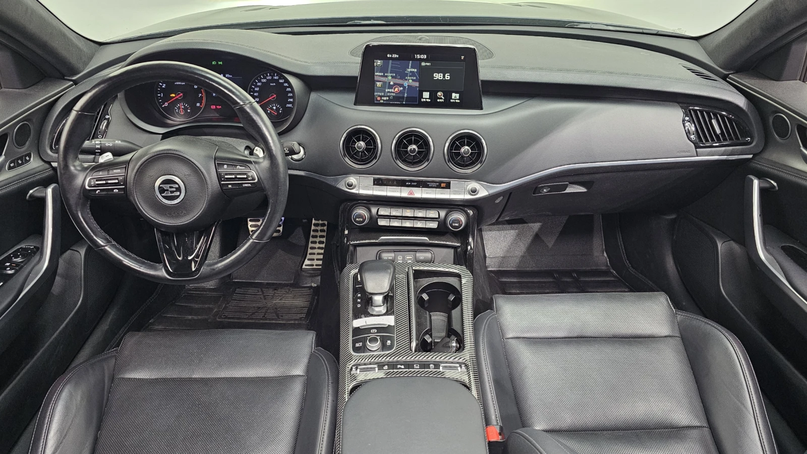 Kia Stinger 2.0T AWD PLATINUM - изображение 6