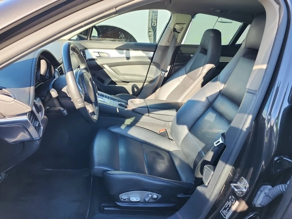 Porsche Panamera * 4 * CARFAX * БЕЗ ПЪРВОНАЧАЛНА ВНОСКА - изображение 5