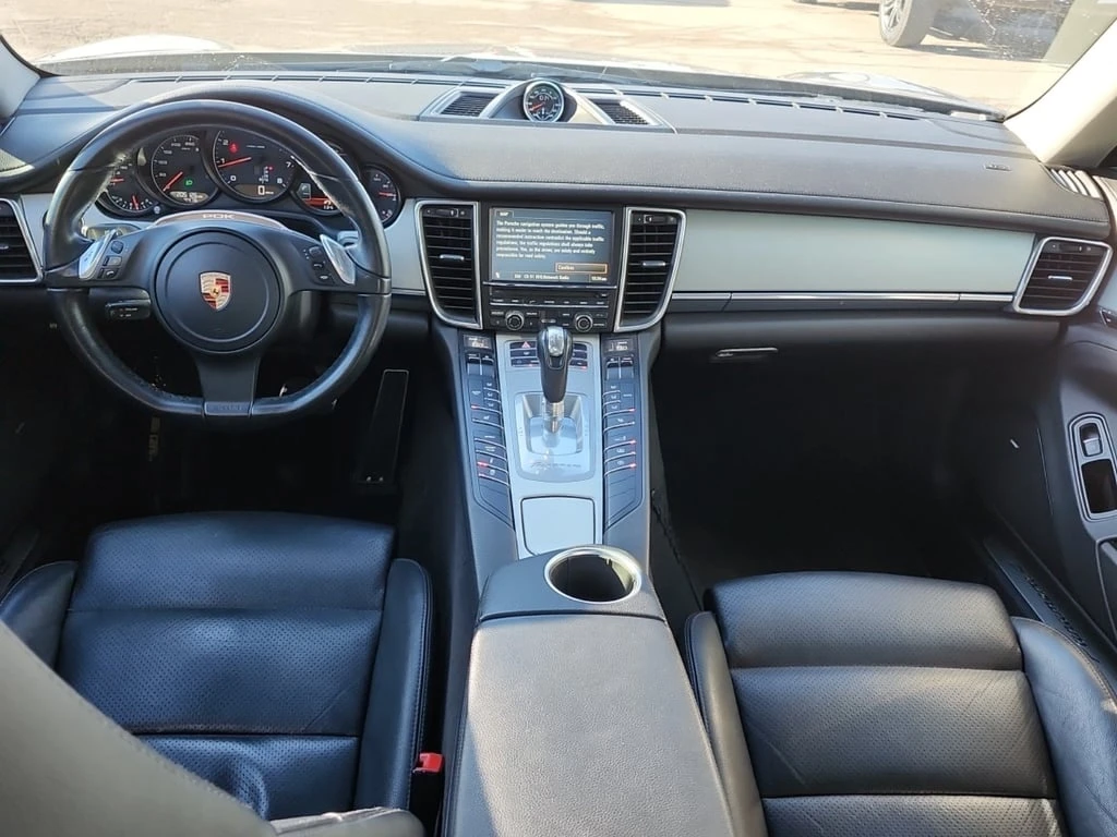 Porsche Panamera * 4 * CARFAX * БЕЗ ПЪРВОНАЧАЛНА ВНОСКА - изображение 10