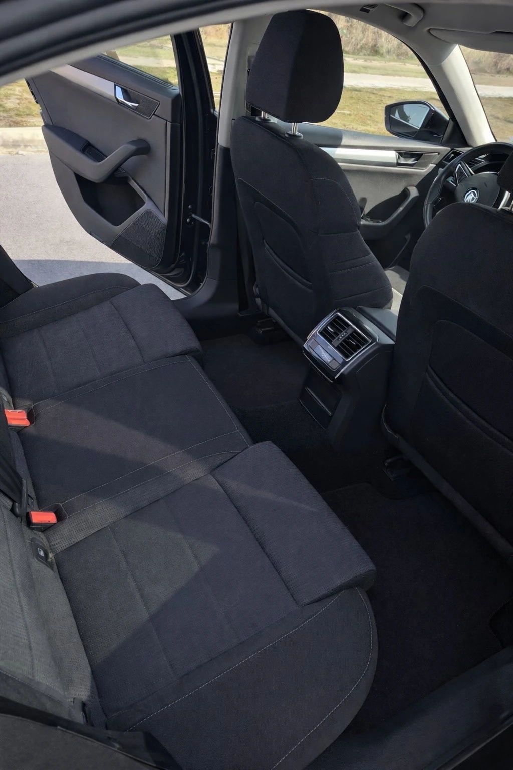 Skoda Superb, снимка 4 - Автомобили и джипове - 53807896