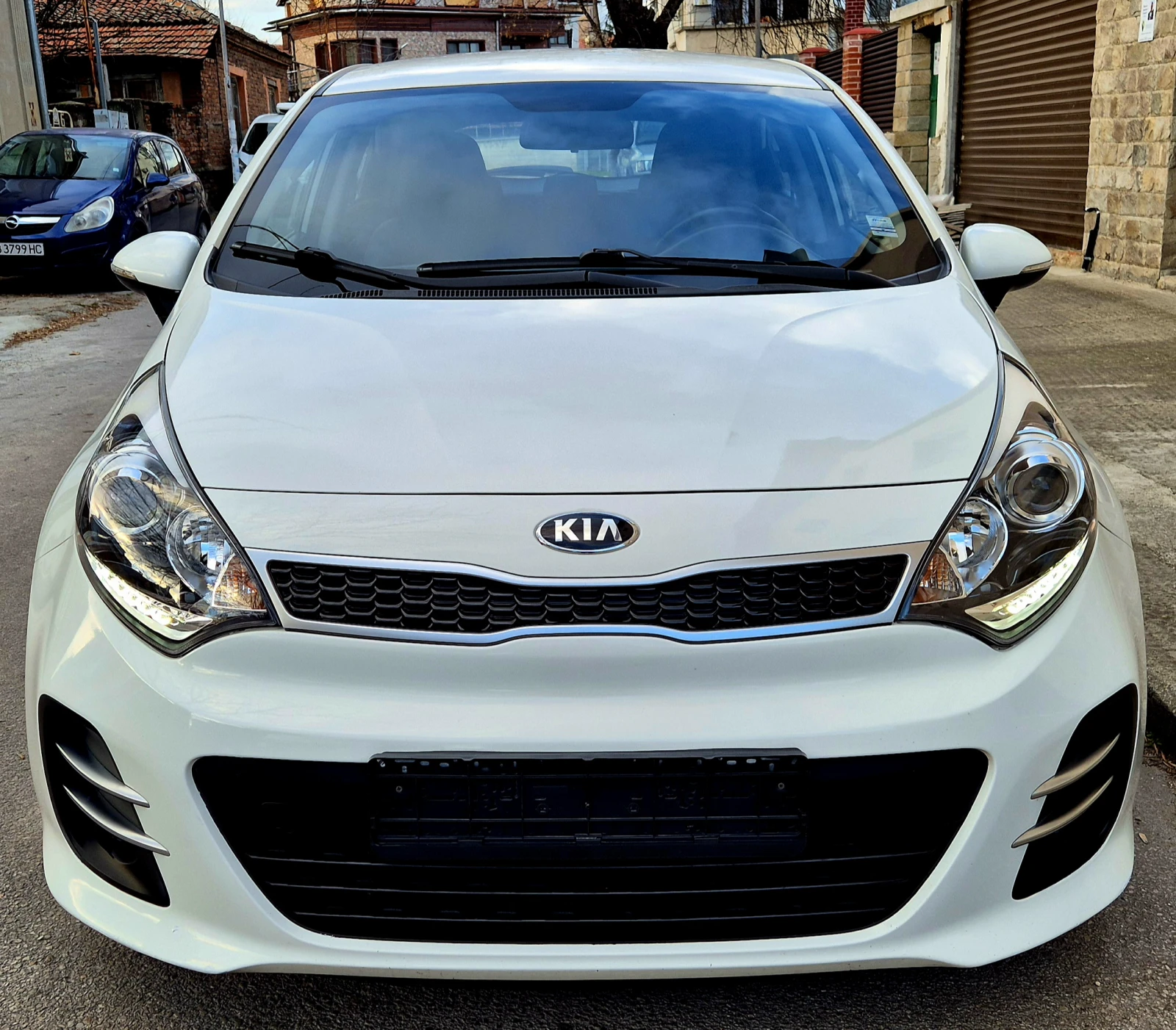 Kia Rio 1.2i- FACE LIFT-LUX-верига-ГАЗ - изображение 4
