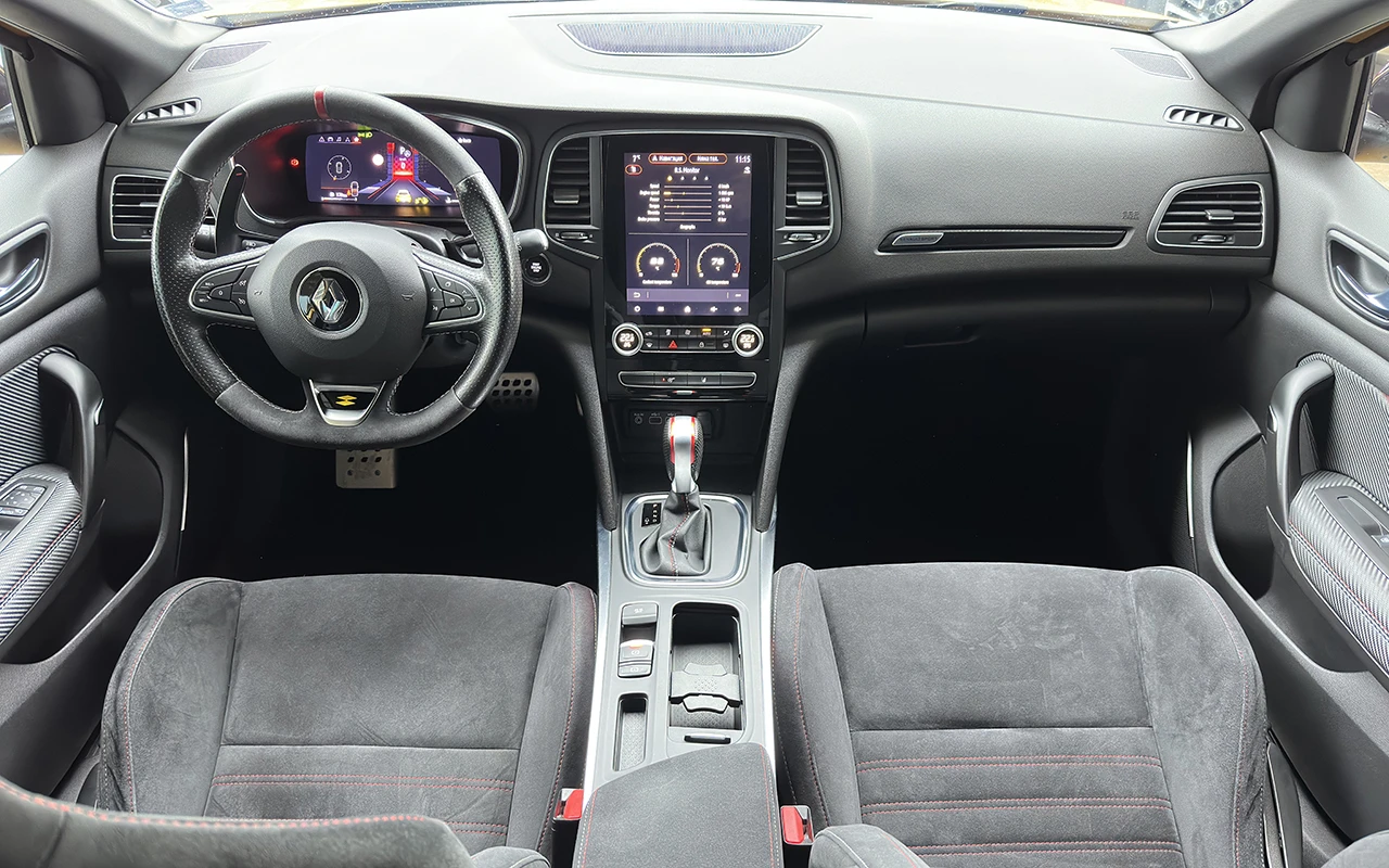 Renault Megane R.S. 300 Trophy - изображение 5