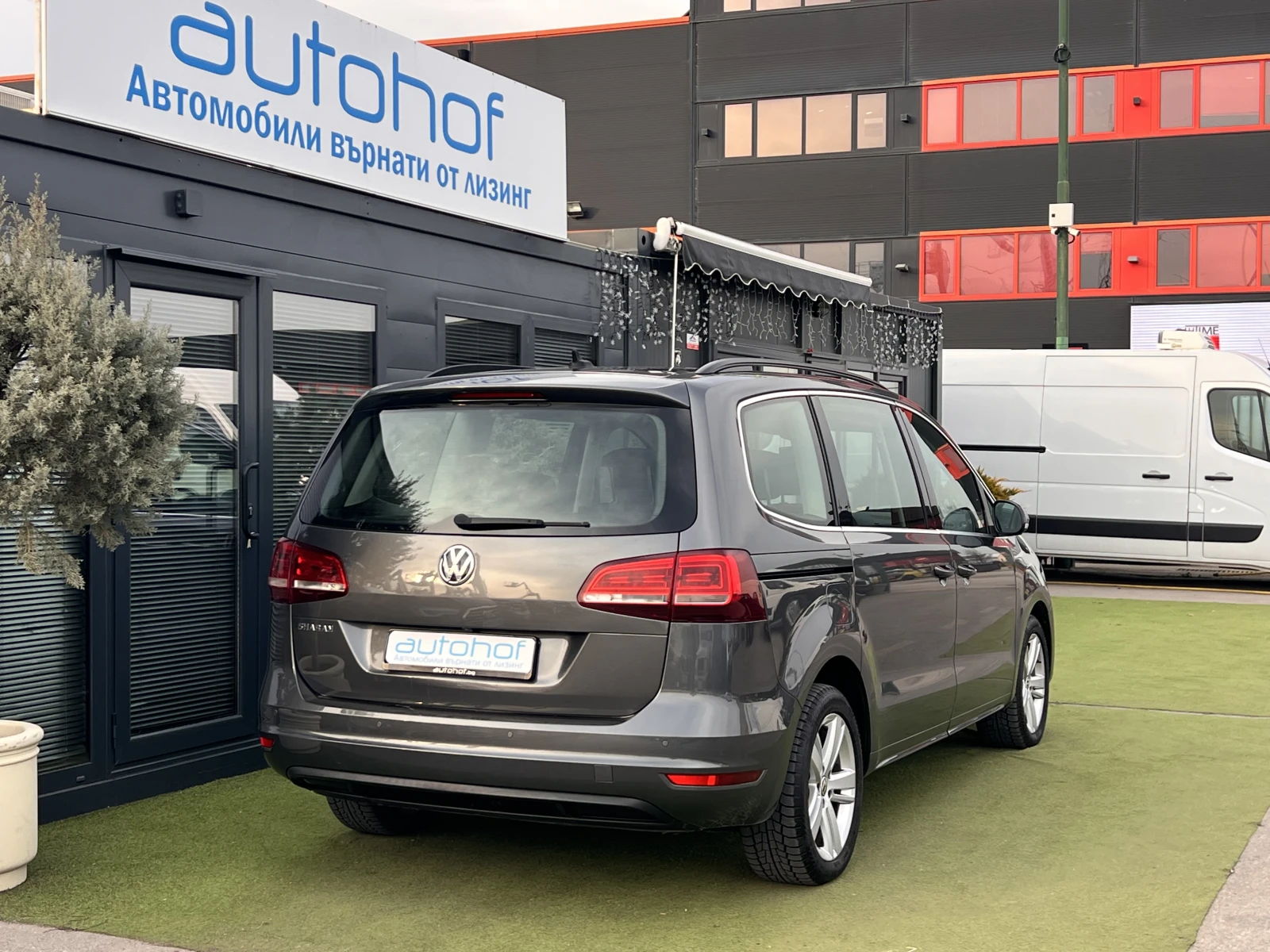 VW Sharan Business+ /1.4TSI/150K.C./7AT - изображение 4