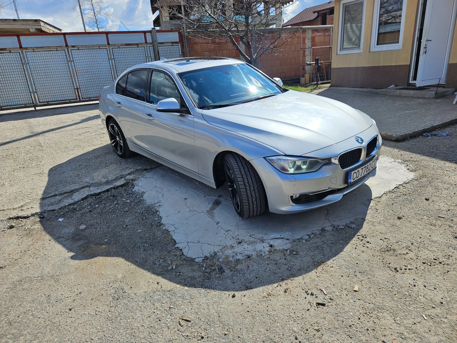 BMW 328 F30, снимка 3 - Автомобили и джипове - 54102156
