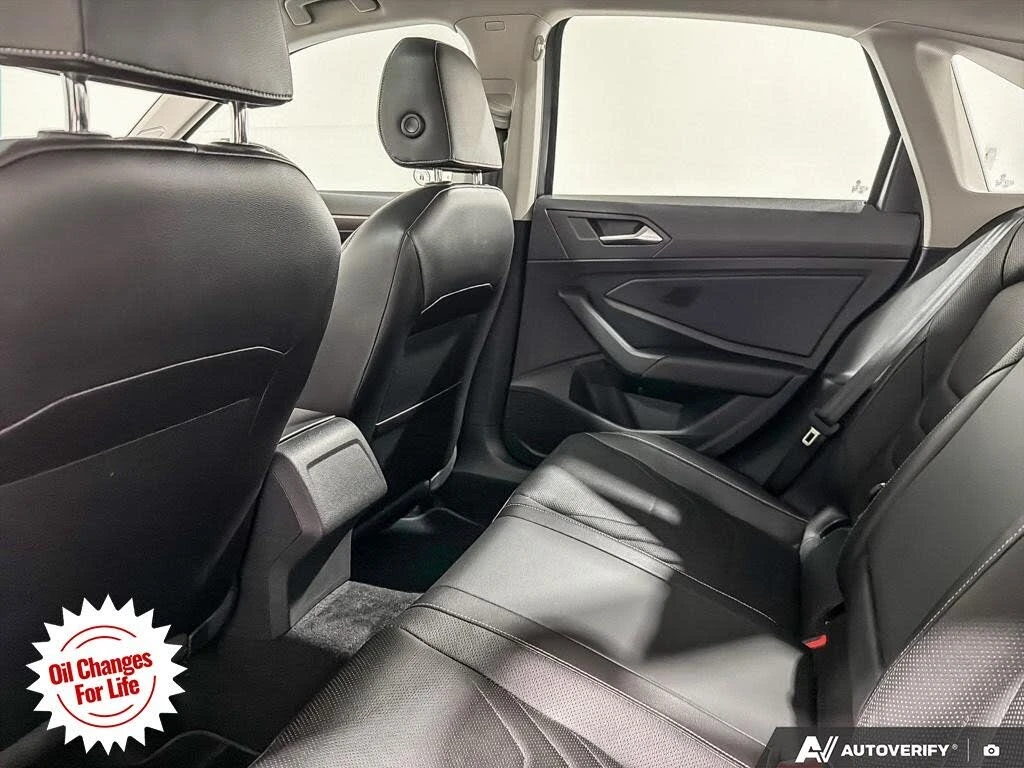 VW Jetta Execline FWD, снимка 17 - Автомобили и джипове - 54342438