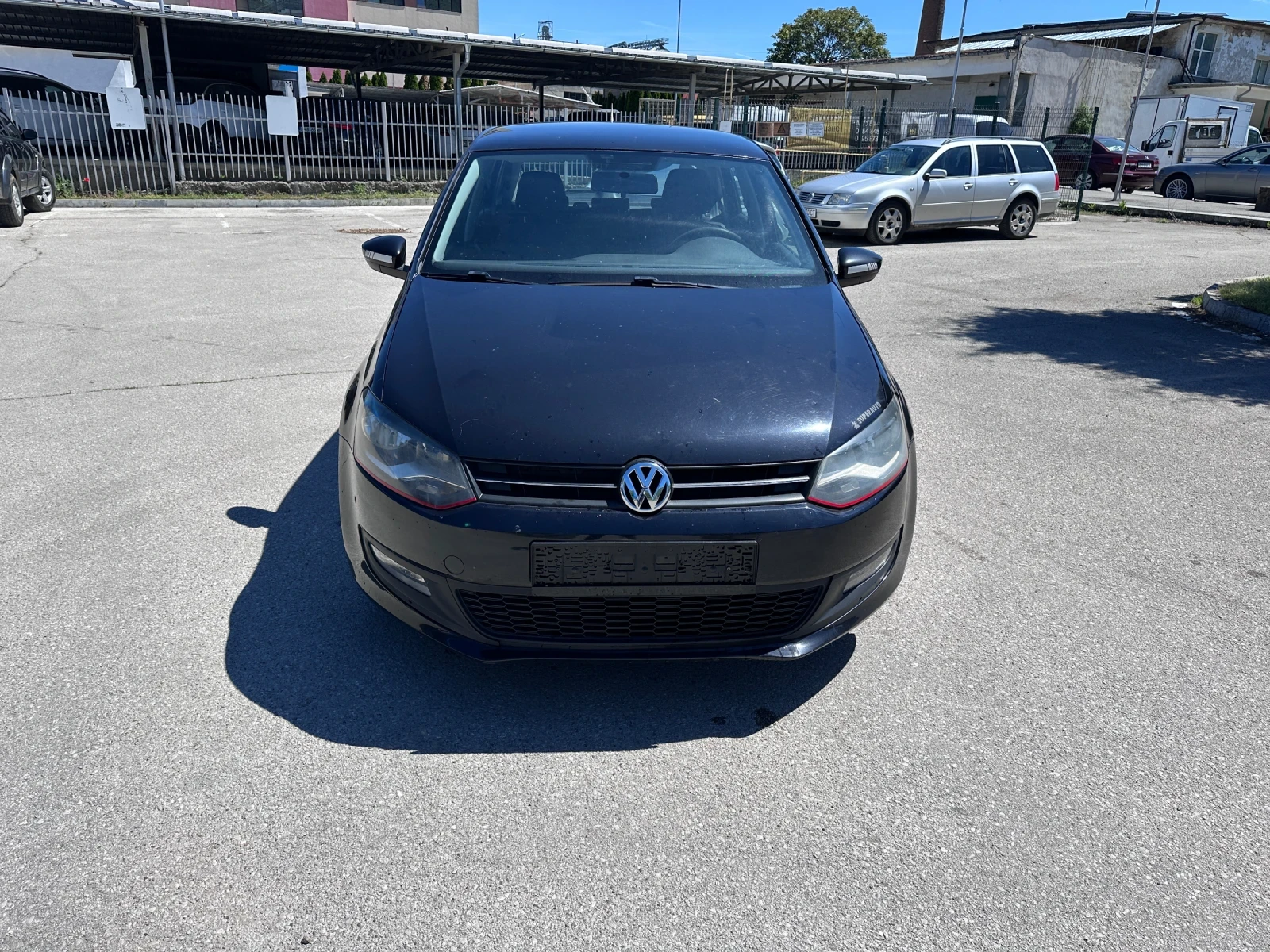 VW Polo 1.2i - КЛИМАТИК, снимка 2 - Автомобили и джипове - 54550235