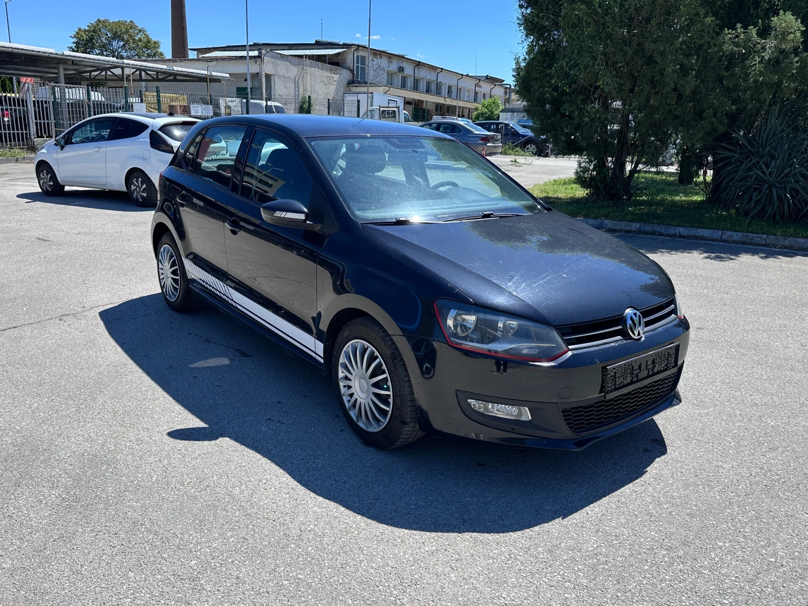 VW Polo 1.2i - КЛИМАТИК, снимка 3 - Автомобили и джипове - 54550235
