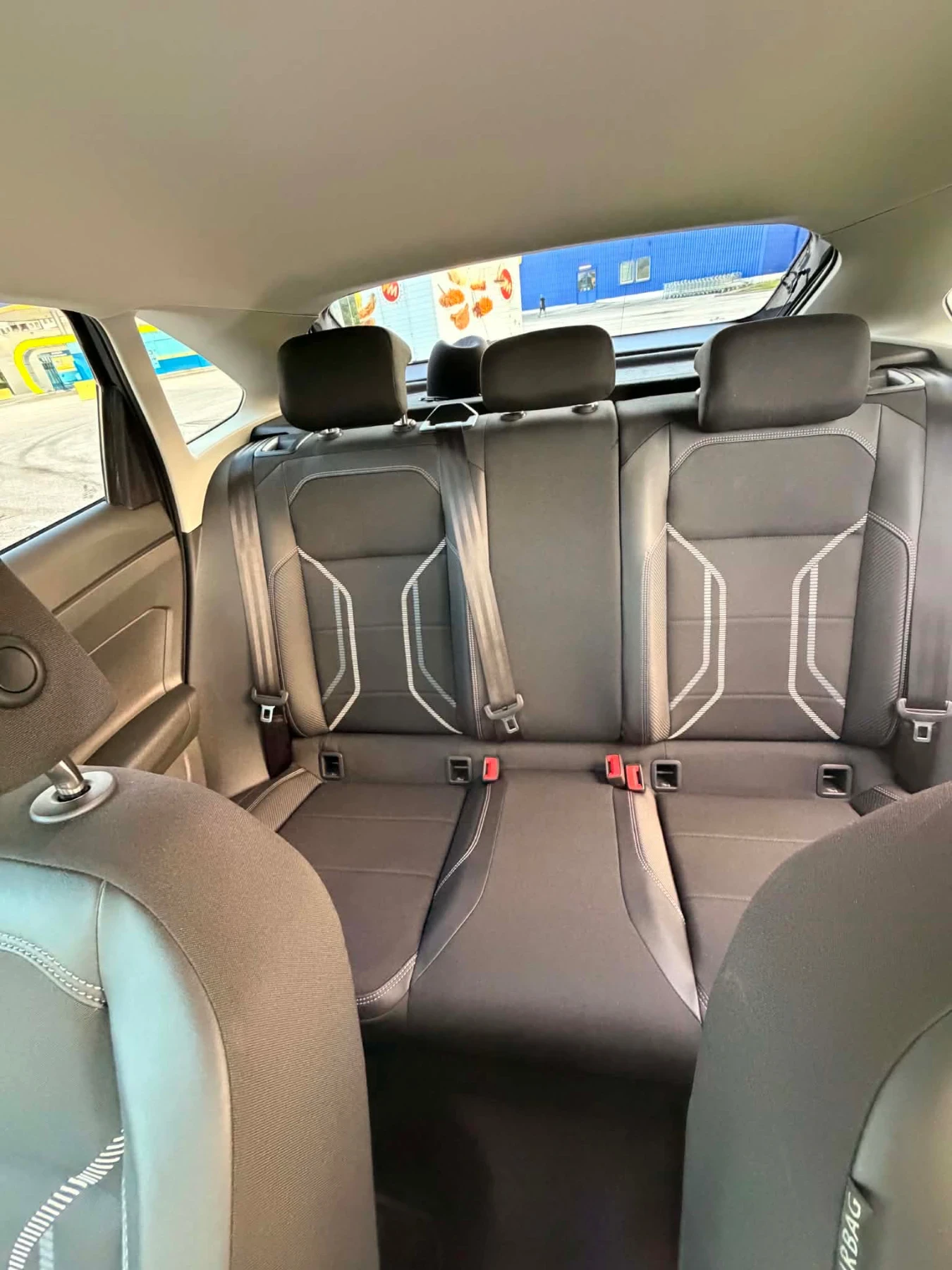 VW Taigo, снимка 5 - Автомобили и джипове - 54682957