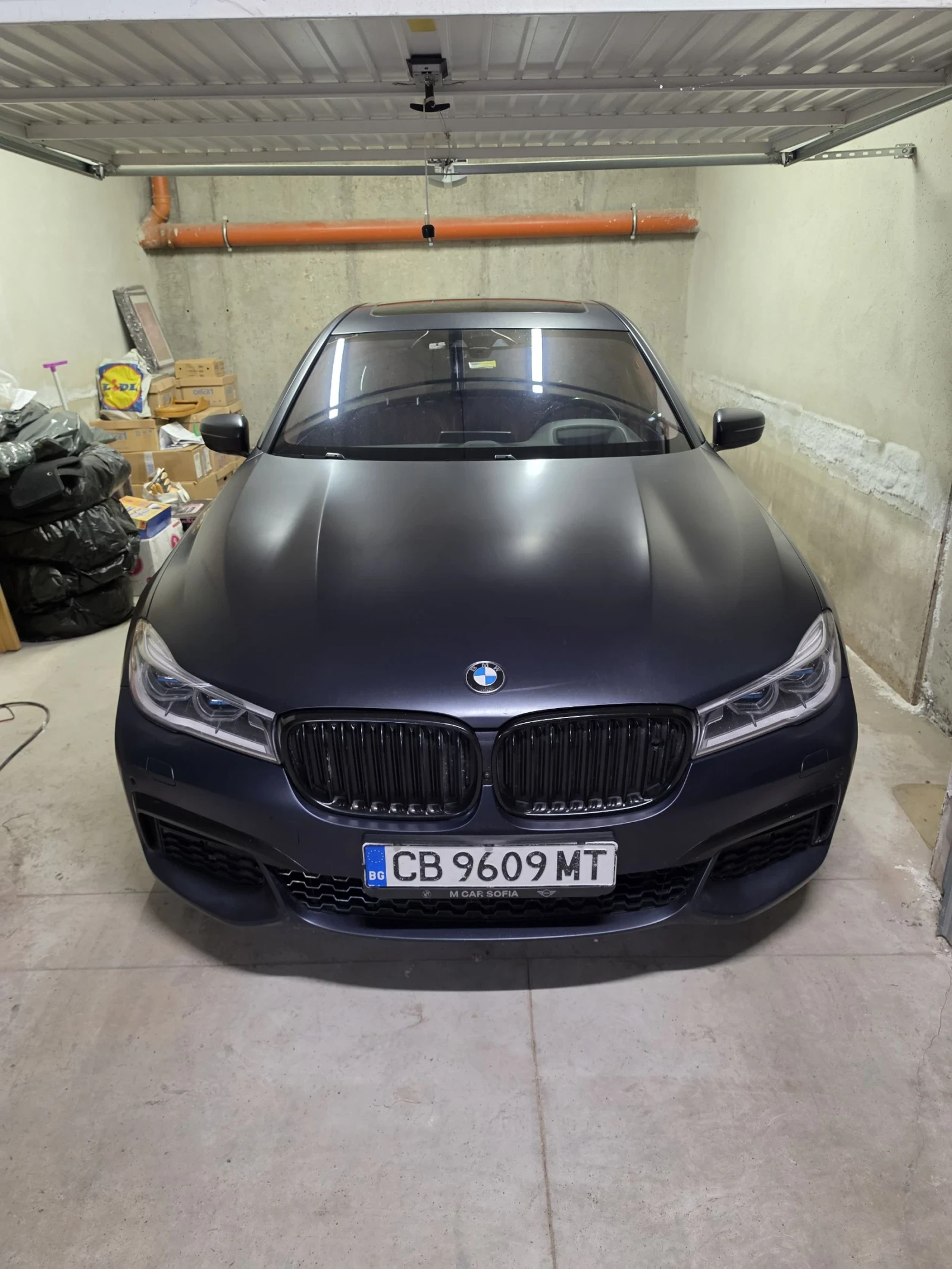 BMW 740