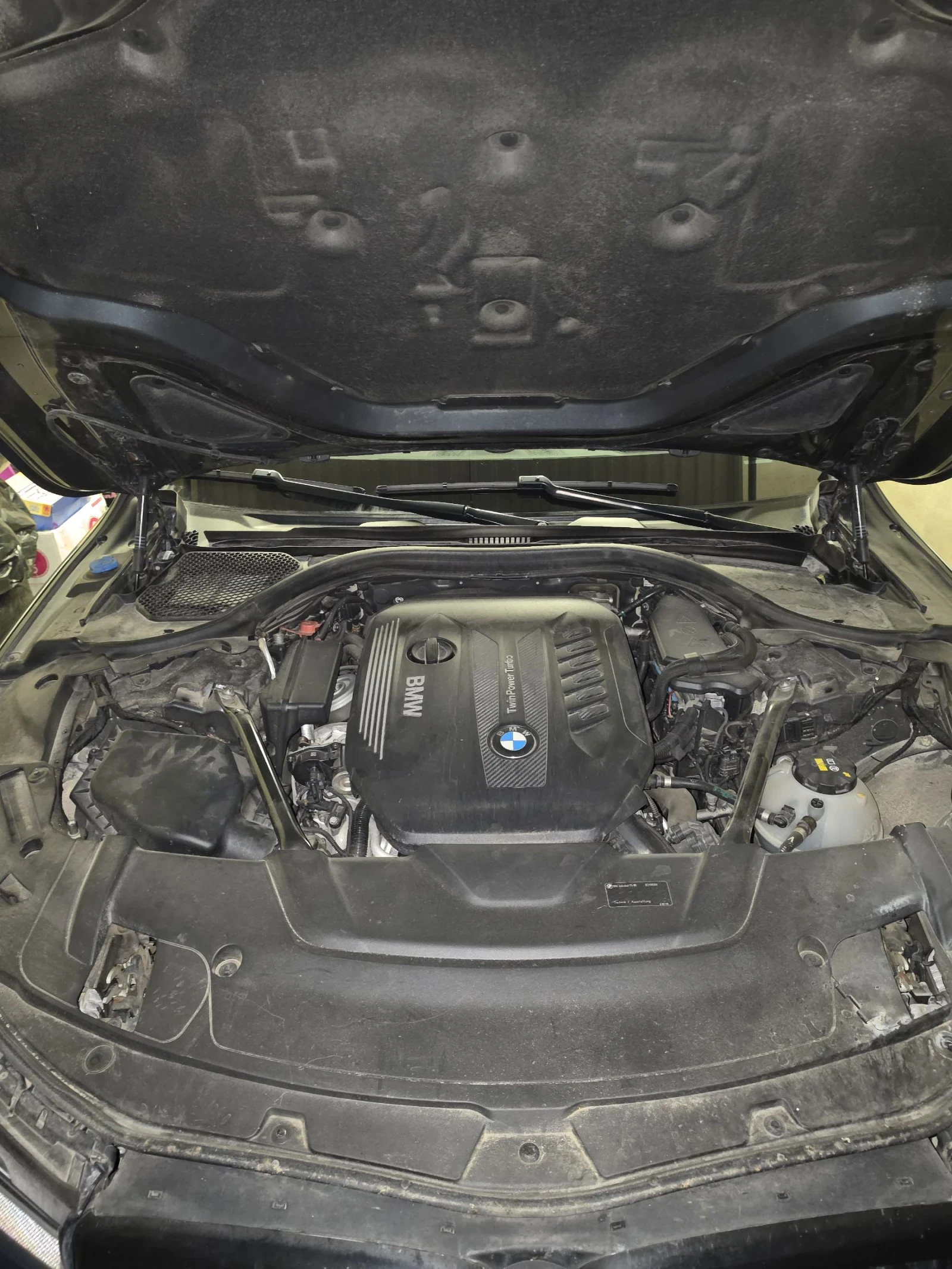 BMW 740, снимка 8 - Автомобили и джипове - 54704600