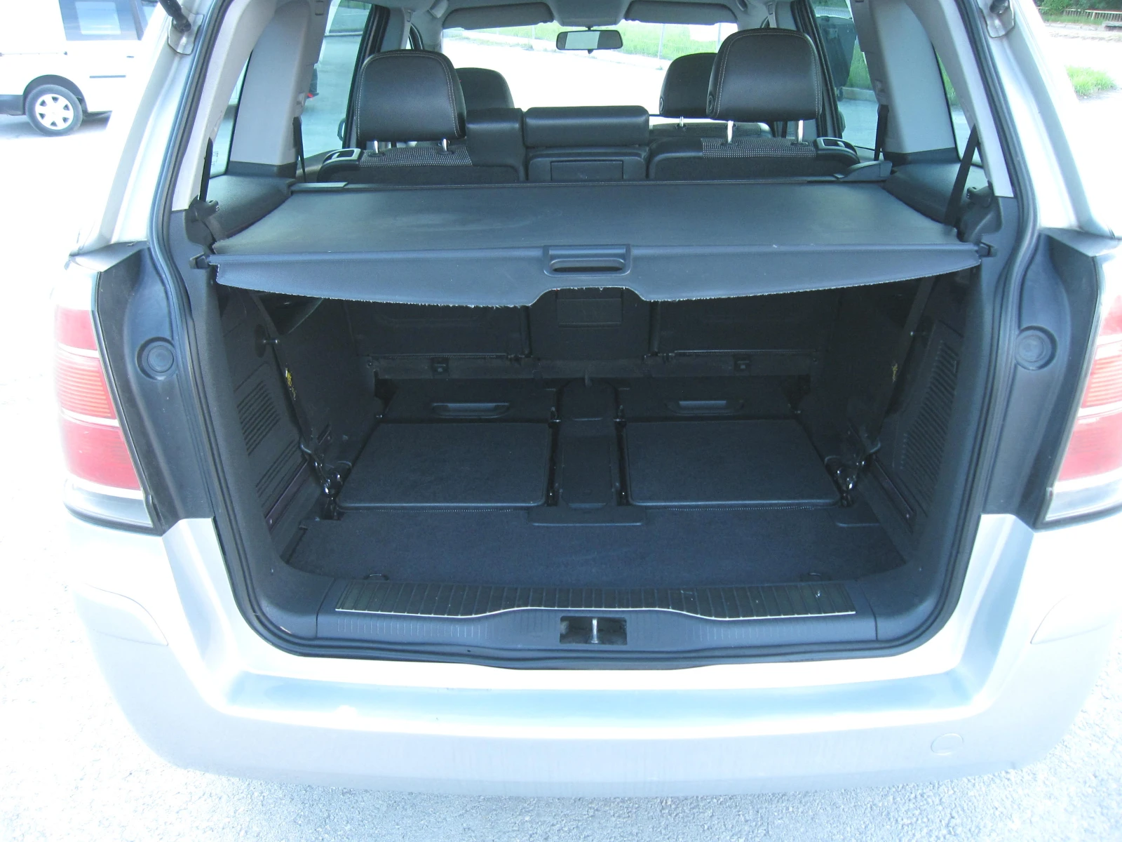 Opel Zafira 7места, Cosmo 1, 9-cdti, снимка 5 - Автомобили и джипове - 54759894