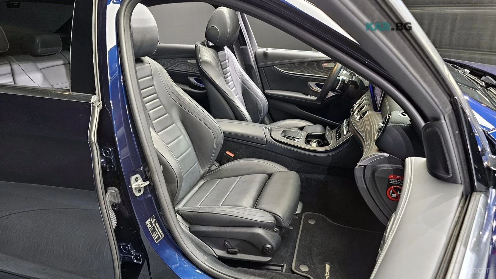 Mercedes-Benz E 350 4MATIC* AMG LINE* LКОЖА* ПОДГРЕВ* BURMASTER* PANO*, снимка 11 - Автомобили и джипове - 55355196