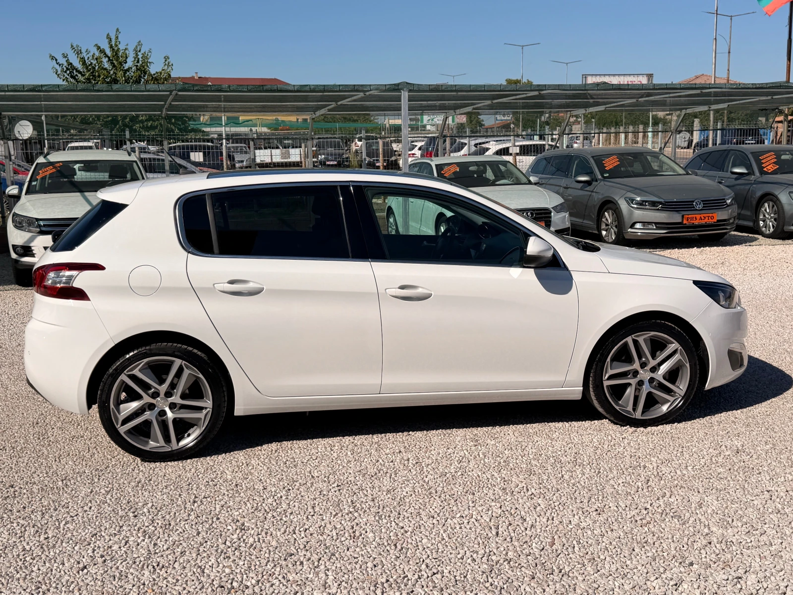 Peugeot 308 1.6HDI* PANORAMA* 6sk* NAVI* LED* FULLL* LIZING, снимка 5 - Автомобили и джипове - 55751606