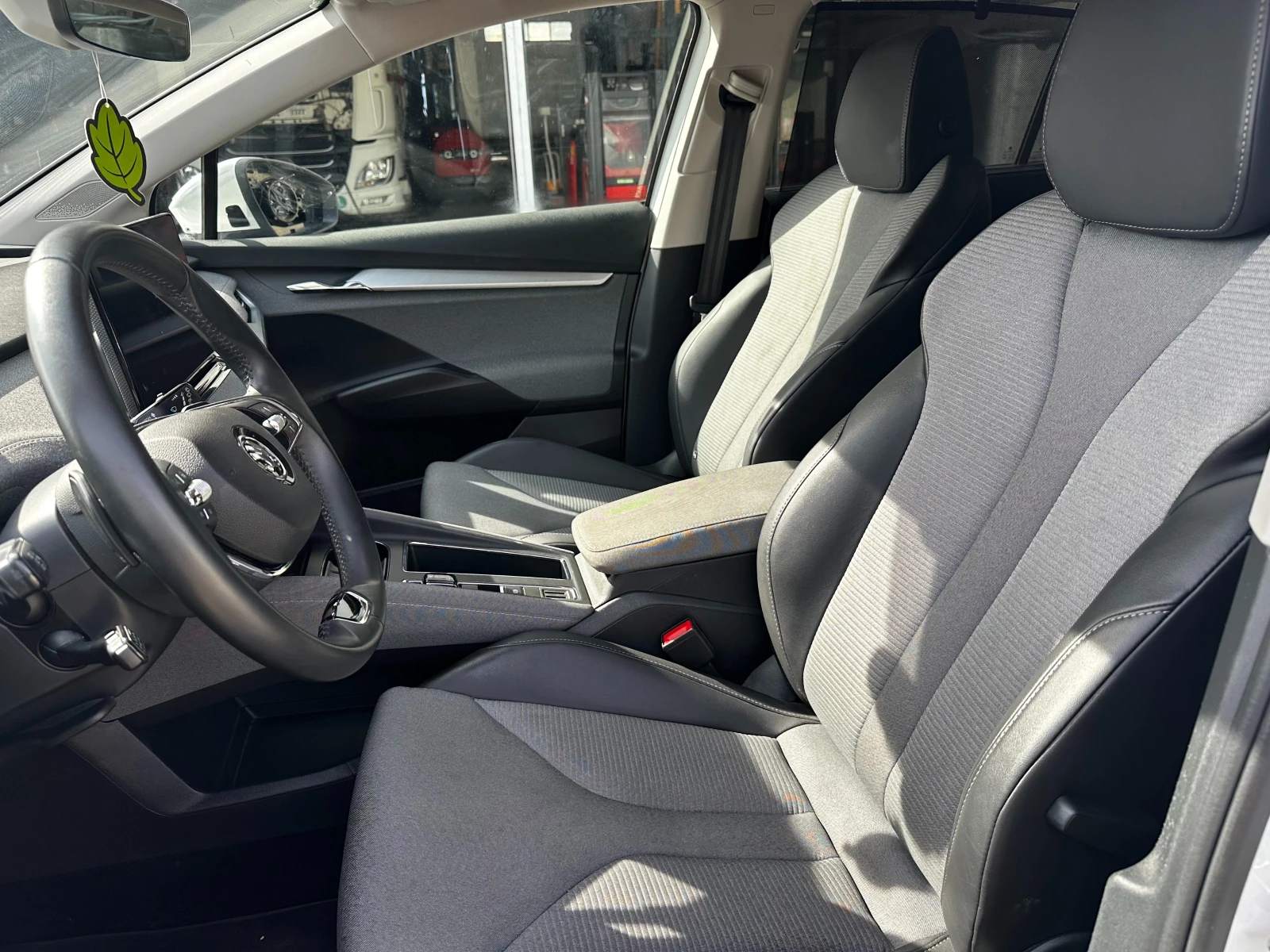 Skoda Enyaq ENYAQ 80, снимка 12 - Автомобили и джипове - 56224544