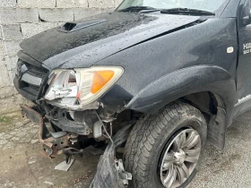 Toyota Hilux 3.0d АВТОМАТ НА ЧАСТИ, снимка 6