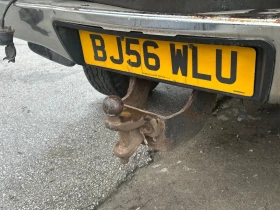 Toyota Hilux 3.0d АВТОМАТ НА ЧАСТИ, снимка 14