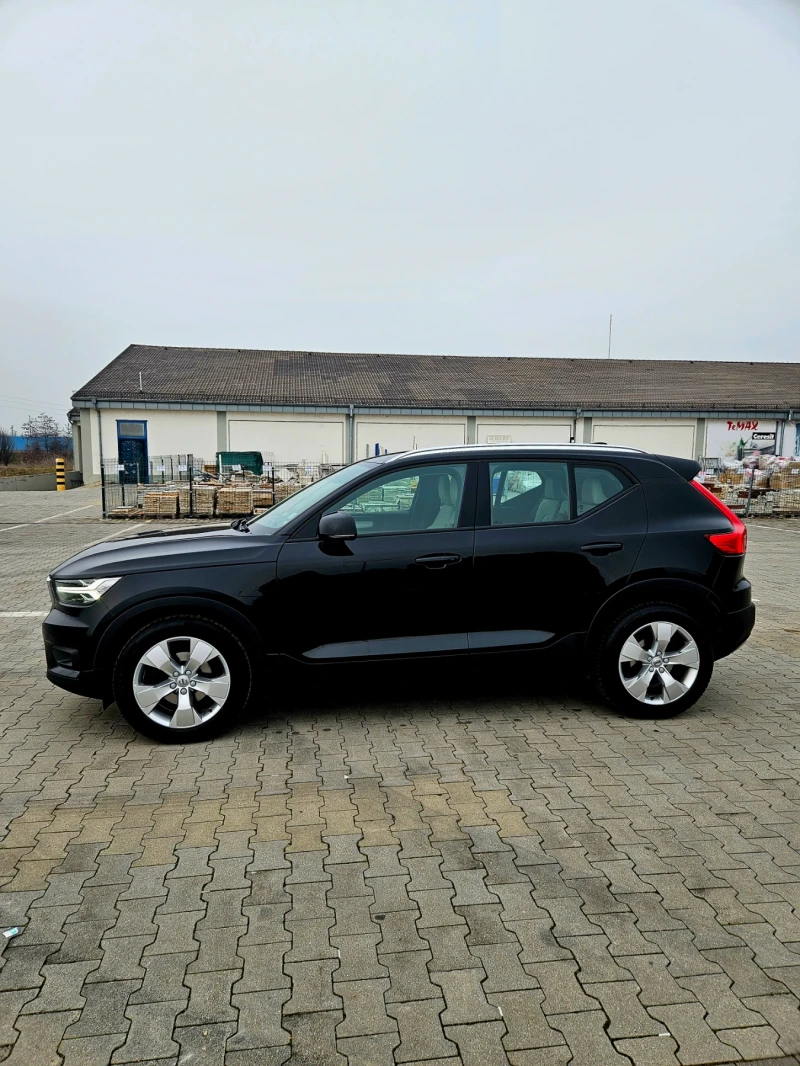 Volvo XC40 XC40 , снимка 4 - Автомобили и джипове - 49306566