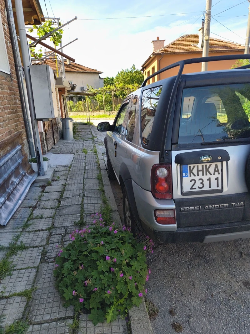 Land Rover Freelander D4, снимка 4 - Автомобили и джипове - 50216518