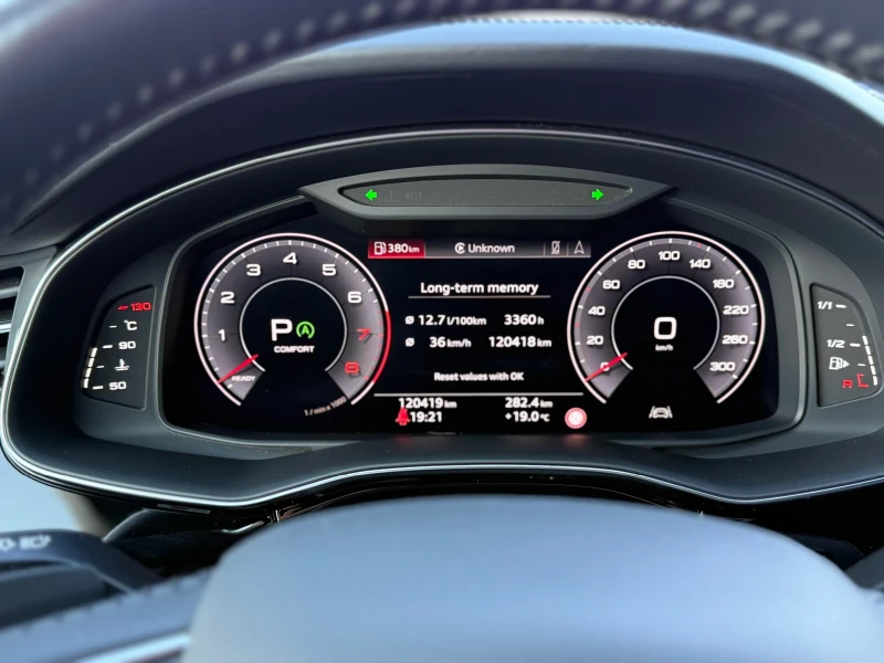 Audi Q7 55TFSI Progressiv S-line Quattro 6+ 1  2 ключа, снимка 10 - Автомобили и джипове - 52310462