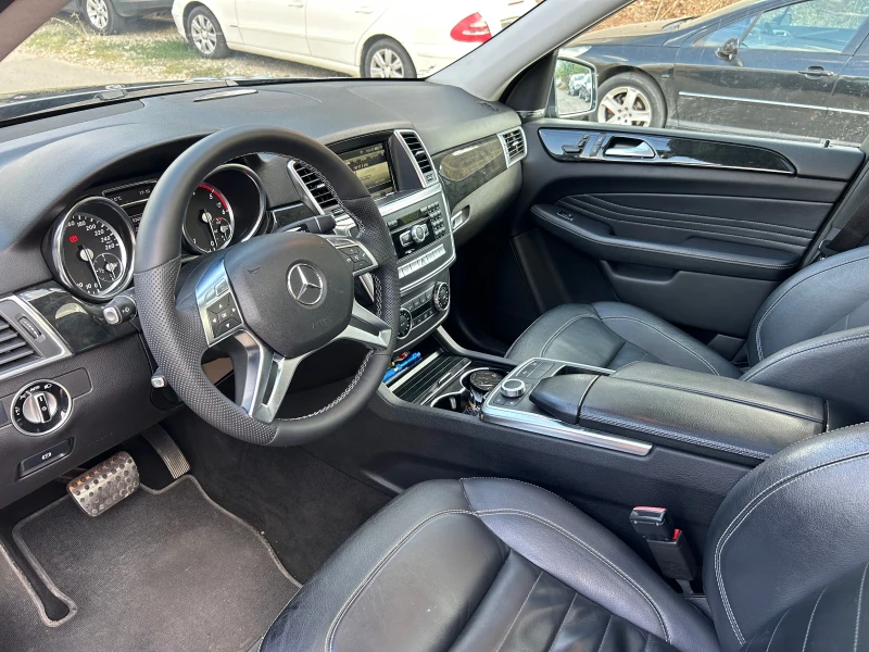 Mercedes-Benz ML 350 ТОП КАТО НОВА РЕАЛНИ КИЛОМЕТРИ, снимка 12 - Автомобили и джипове - 51926734