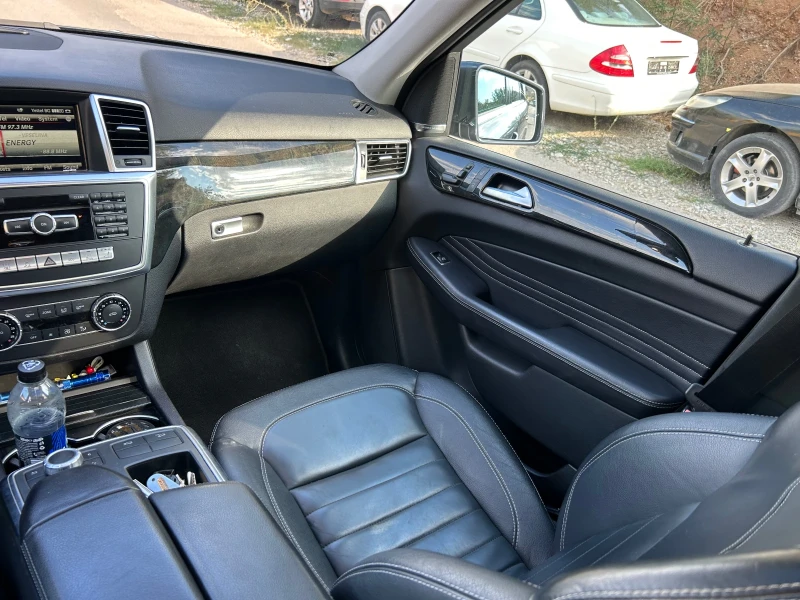 Mercedes-Benz ML 350 ТОП КАТО НОВА РЕАЛНИ КИЛОМЕТРИ, снимка 9 - Автомобили и джипове - 51926734