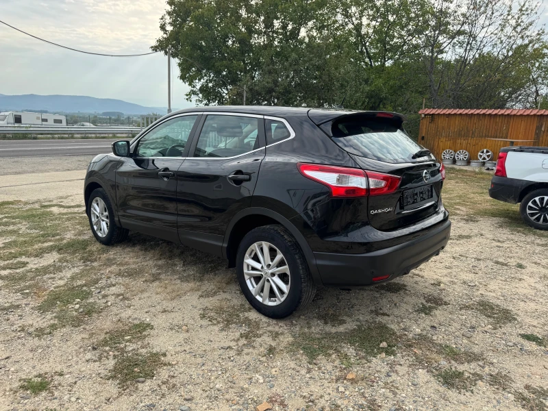 Nissan Qashqai, снимка 9 - Автомобили и джипове - 51702032