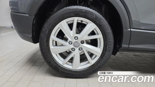 Audi Q2, снимка 5 - Автомобили и джипове - 56081418