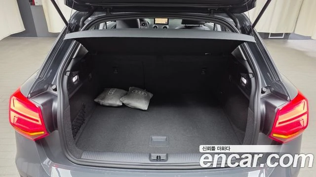 Audi Q2, снимка 16 - Автомобили и джипове - 56081418