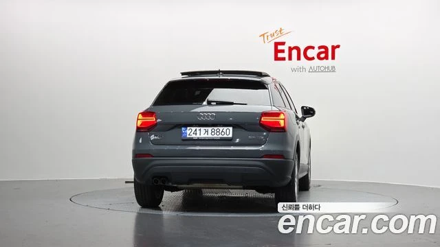 Audi Q2, снимка 4 - Автомобили и джипове - 56081418