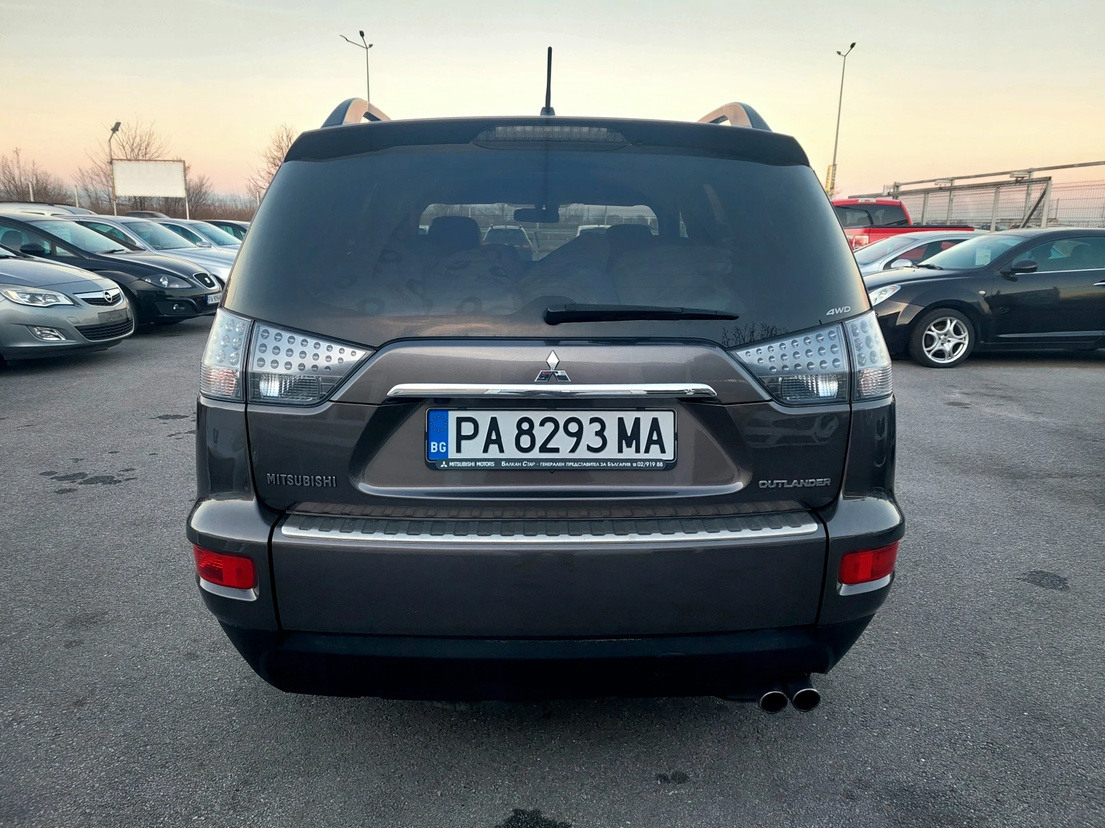 Mitsubishi Outlander 2.2D 7 МЕСТА  FULL - изображение 5