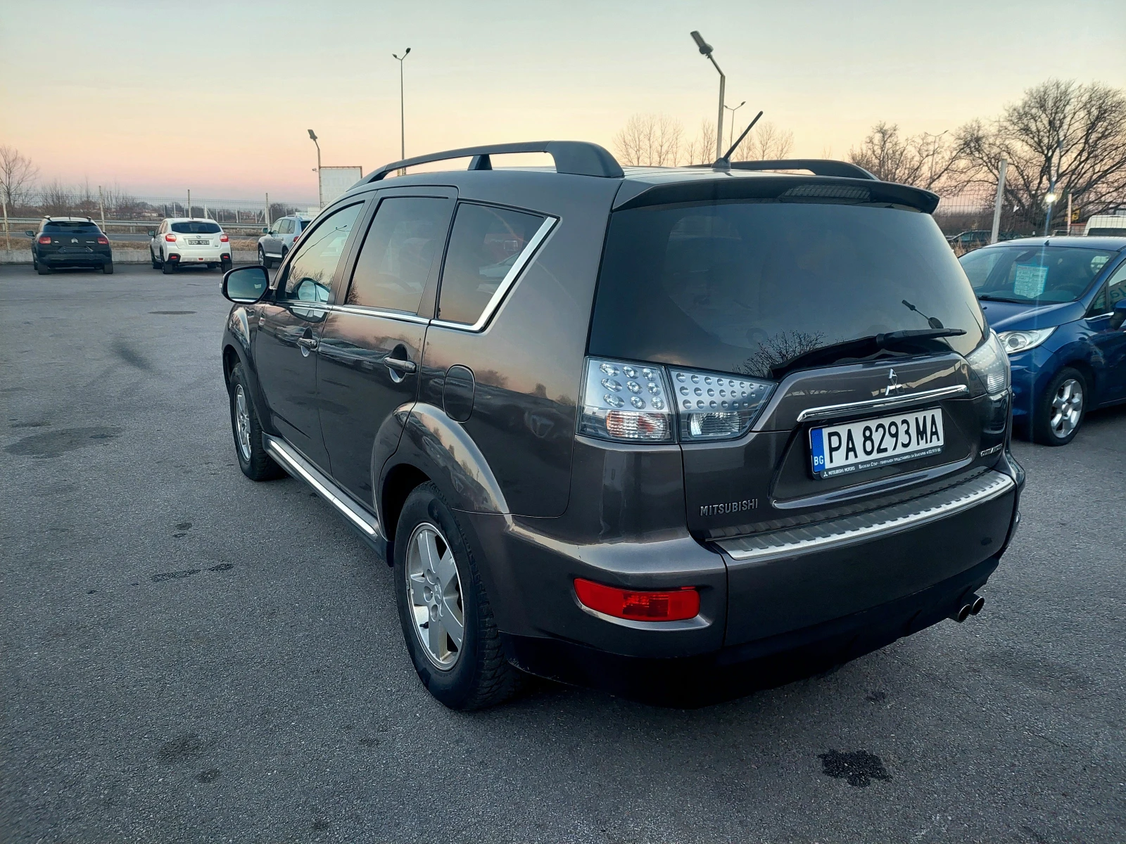 Mitsubishi Outlander 2.2D 7 МЕСТА  FULL - изображение 6