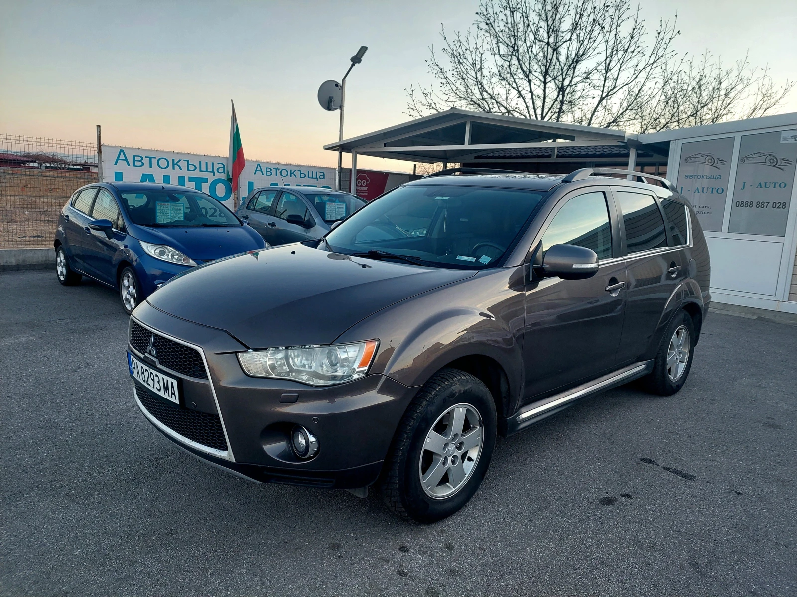 Mitsubishi Outlander 2.2D 7 МЕСТА  FULL - изображение 8