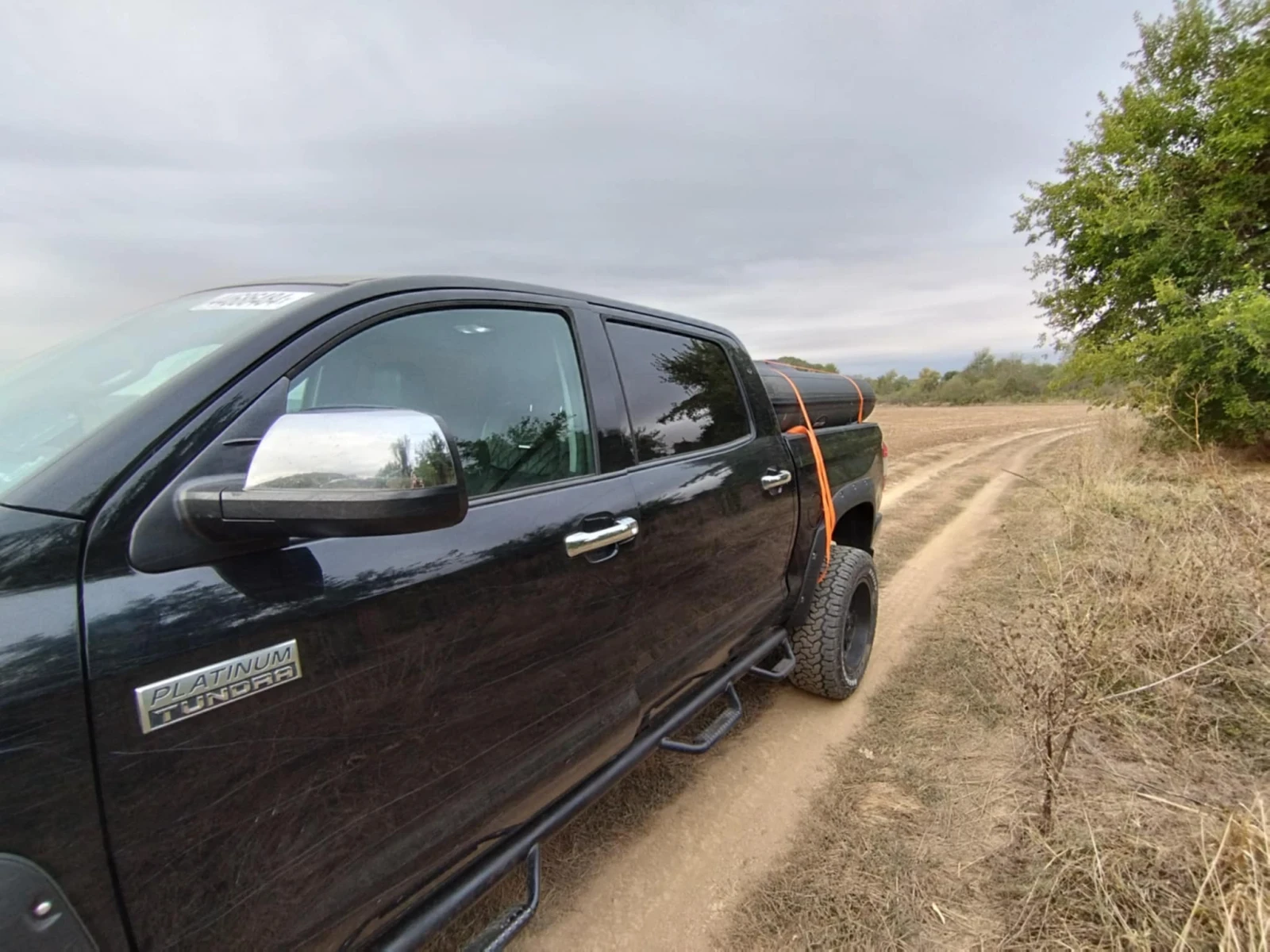 Toyota Tundra 5.7 - изображение 2