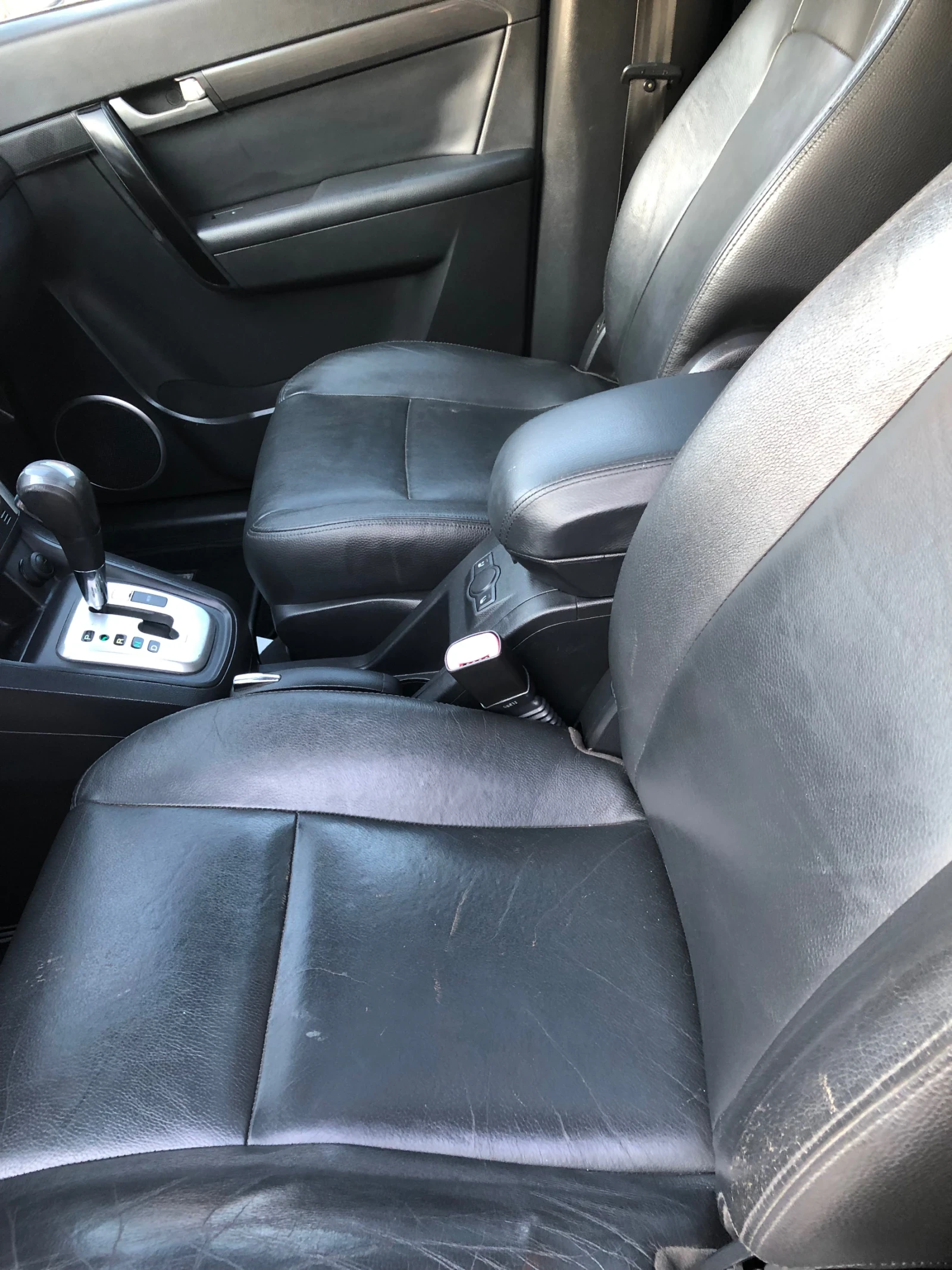 Chevrolet Captiva 3.2 4Х4 Газ/Бензин FULL., снимка 14 - Автомобили и джипове - 53867310