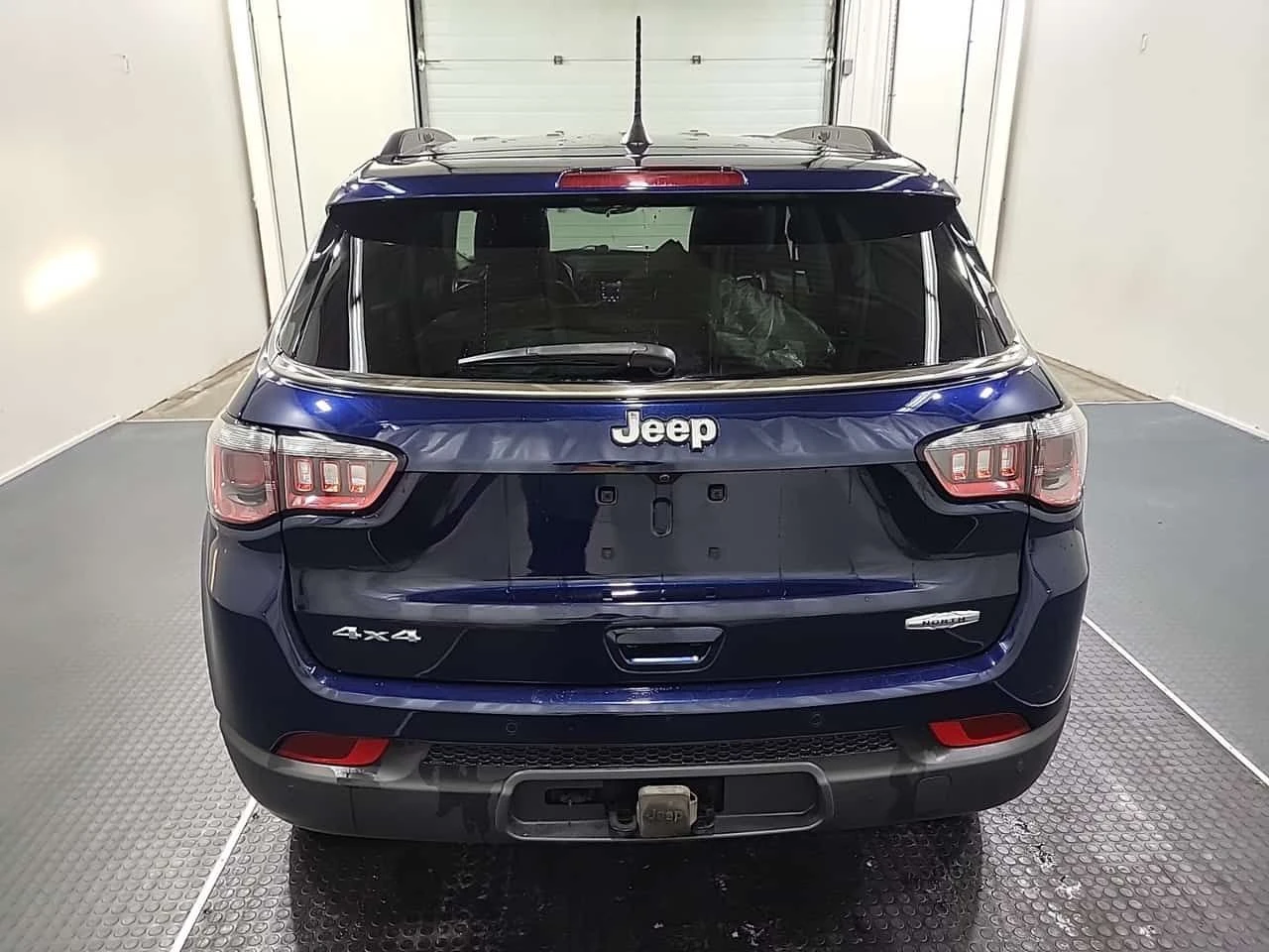 Jeep Compass NORTH| DISTRONIC| ПОДГРЕВ| 2 КЛЮЧА| CARFAX + ГУМИ, снимка 5 - Автомобили и джипове - 54497437