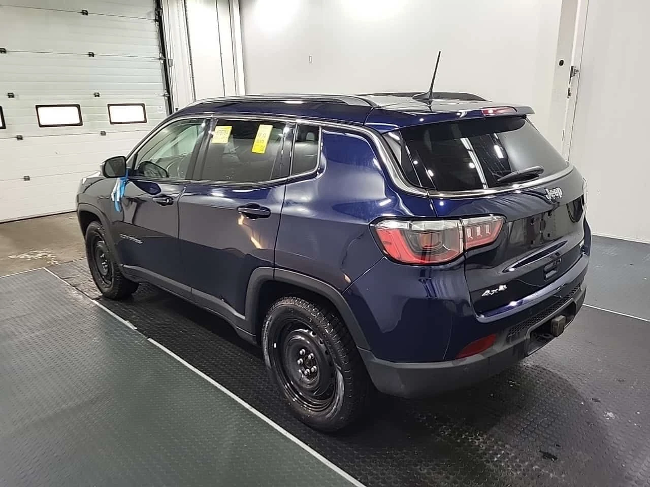 Jeep Compass NORTH| DISTRONIC| ПОДГРЕВ| 2 КЛЮЧА| CARFAX + ГУМИ, снимка 6 - Автомобили и джипове - 54497437