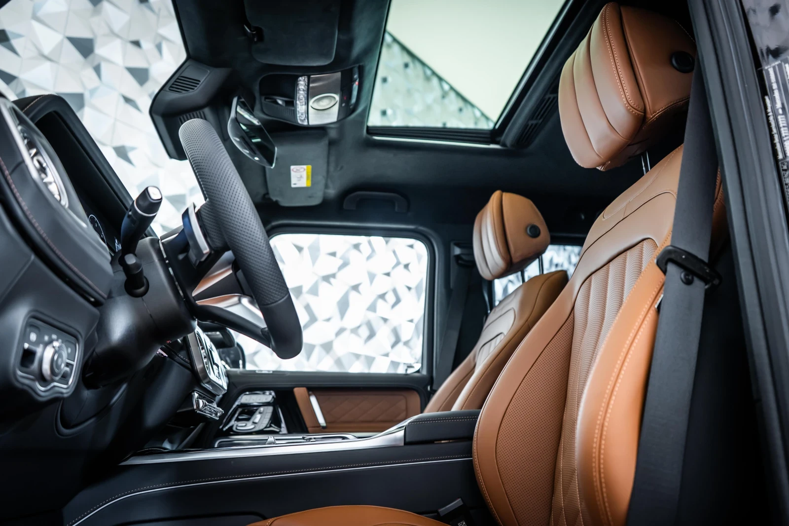 Mercedes-Benz G 450 d 4M AMG Night Pano Burm, снимка 9 - Автомобили и джипове - 54609594