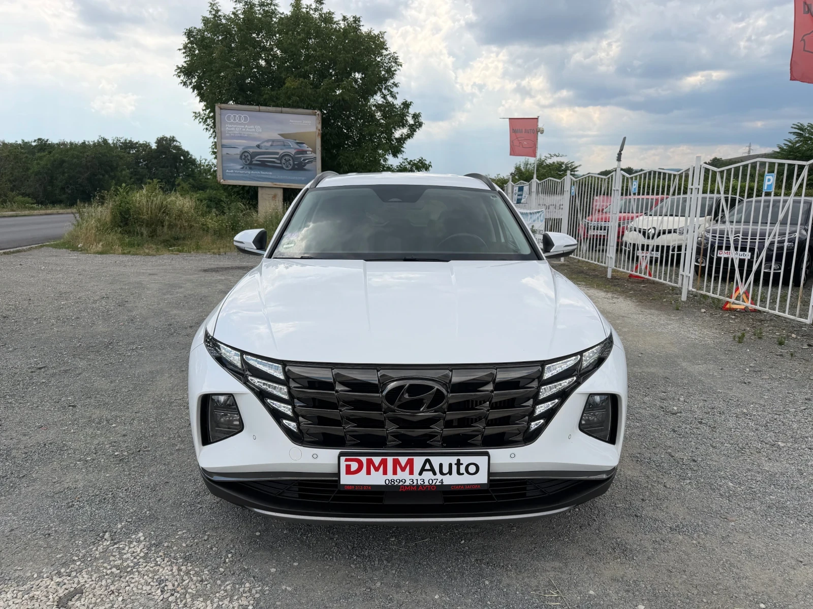 Hyundai Tucson 1.6 БЕНЗИН / АВТОМАТИК / САМОШОФИРАНЕ / ДИСТРОНИК, снимка 2 - Автомобили и джипове - 55062831