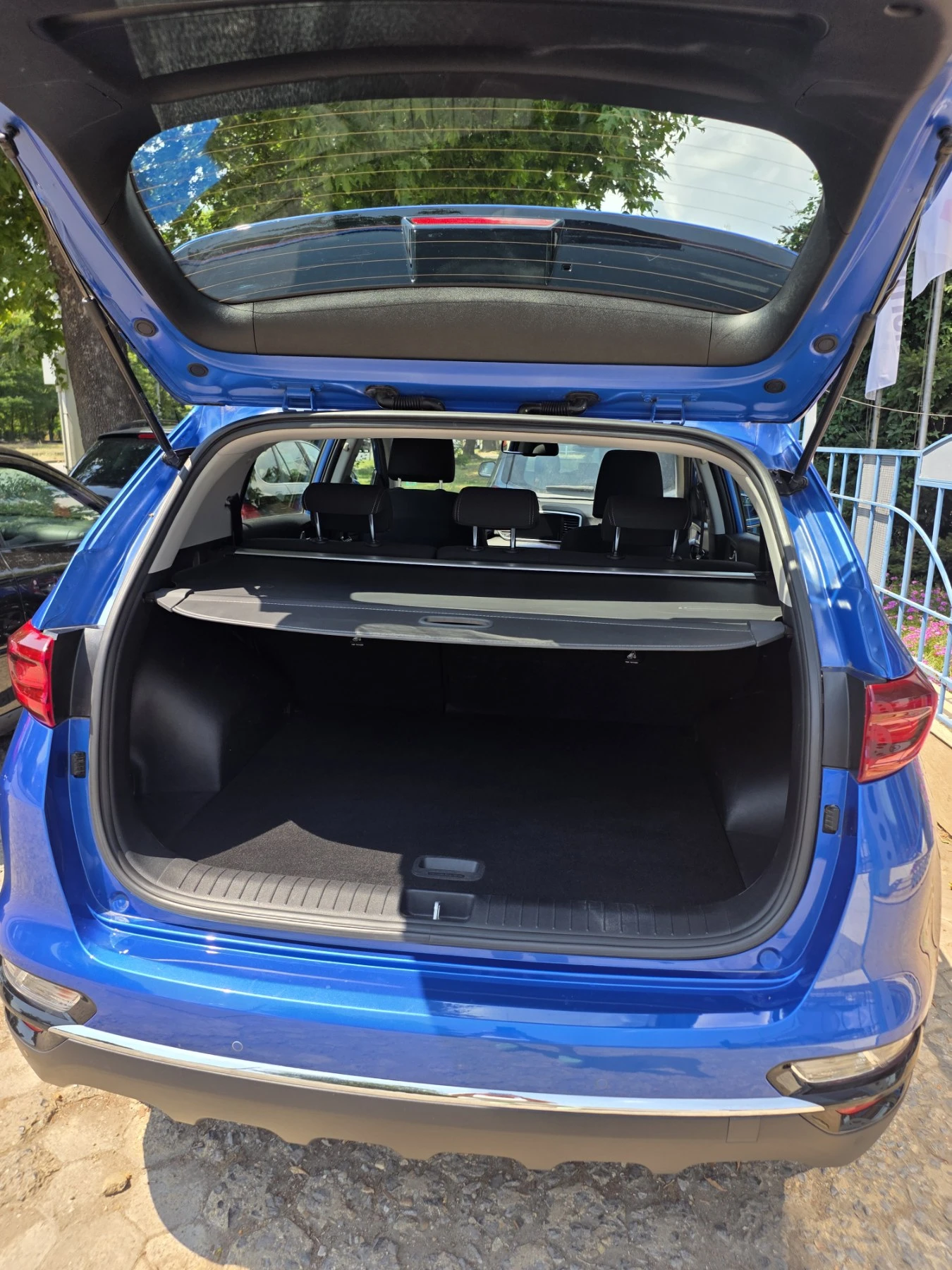 Kia Sportage 1.6 GDI, снимка 4 - Автомобили и джипове - 55179891