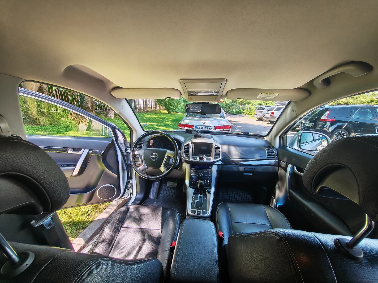 Chevrolet Captiva LTZ 2.2 Diesel, снимка 9 - Автомобили и джипове - 55422174