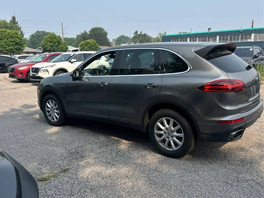 Porsche Cayenne AWD* PANORAMA* ПОДГРЕВ* КАМЕРА* КРАЙНА ЦЕНА* , снимка 7 - Автомобили и джипове - 55434409
