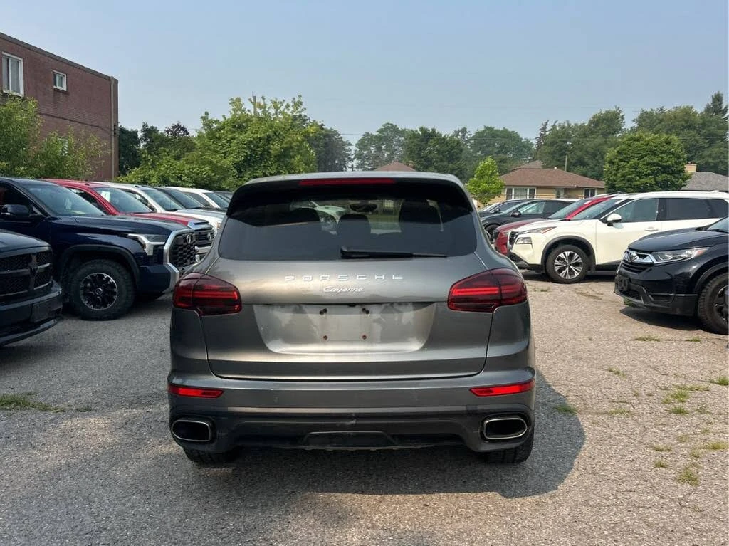 Porsche Cayenne AWD* PANORAMA* ПОДГРЕВ* КАМЕРА* КРАЙНА ЦЕНА* , снимка 6 - Автомобили и джипове - 55434409