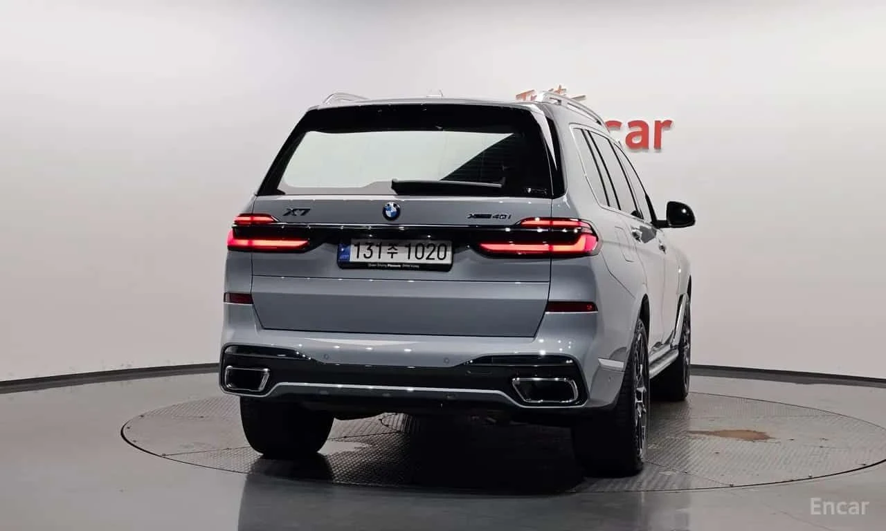 BMW X7 * xDrive 40i M Sport* HEADUP * ВЪЗДУШНО , снимка 4 - Автомобили и джипове - 55564863