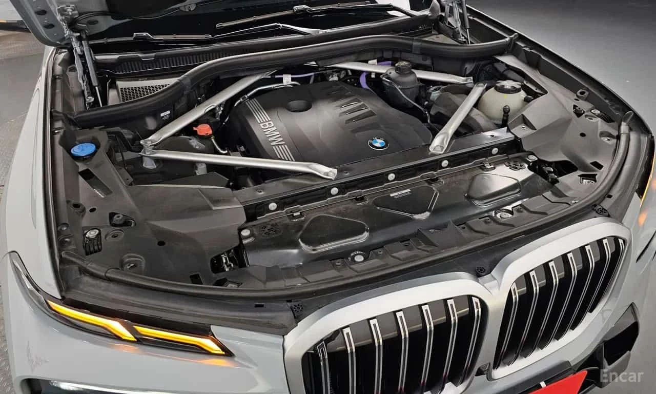 BMW X7 * xDrive 40i M Sport* HEADUP * ВЪЗДУШНО , снимка 6 - Автомобили и джипове - 55564863