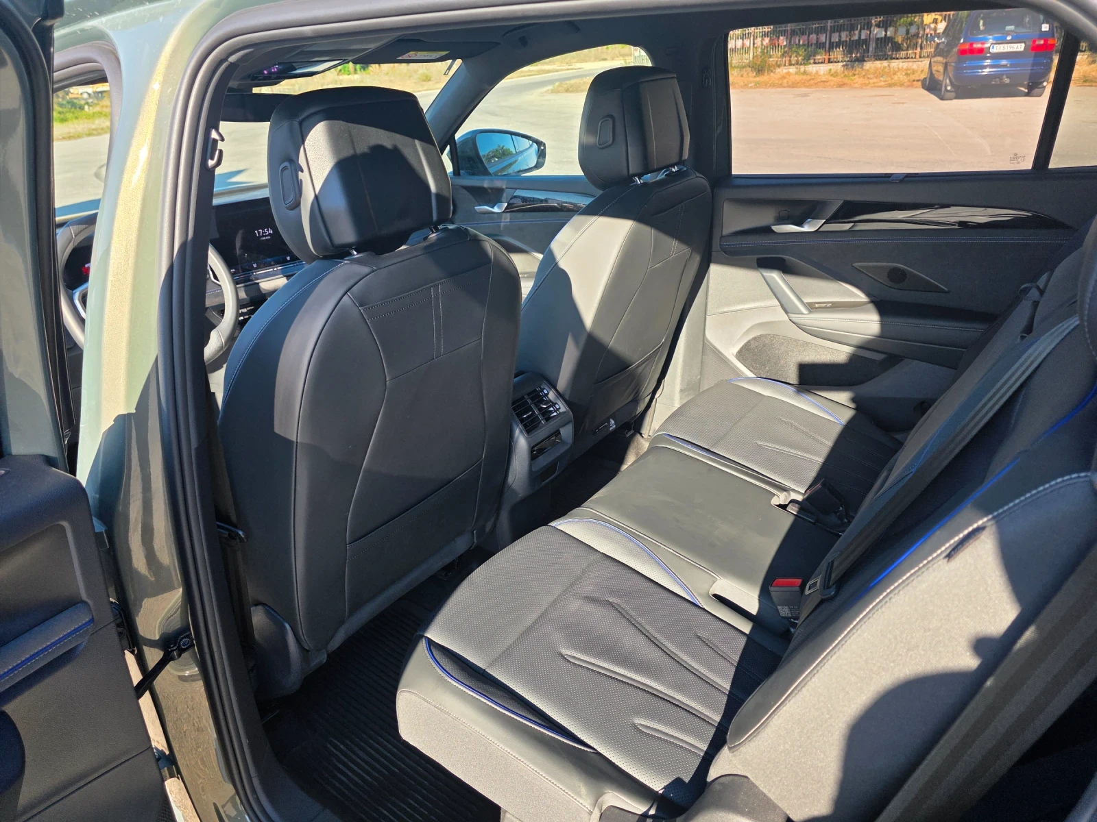 VW Tayron R-Line 2.0 TSI OPF 4 MOTION DSG, снимка 12 - Автомобили и джипове - 55698585